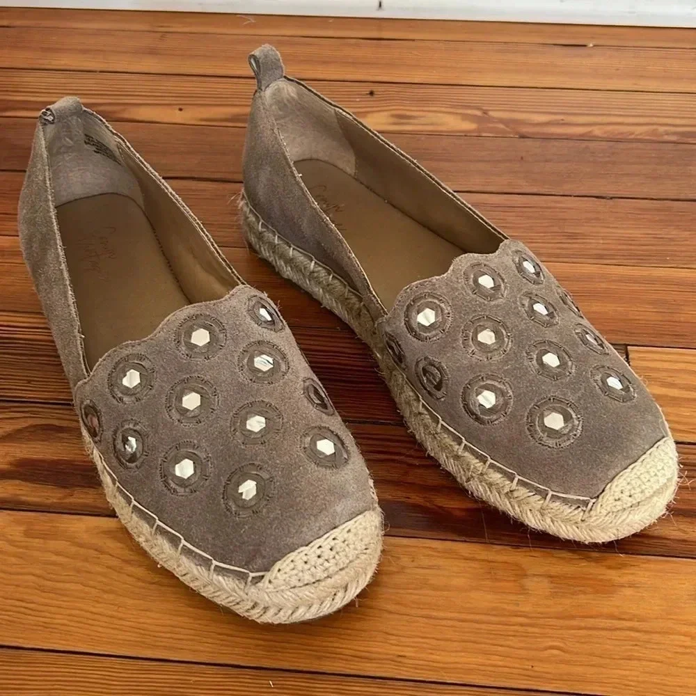 Crown Vintage Leather Casual Espadrilles in NeutralTaupe - Size 8.5